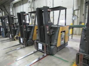 CATERPILLAR STAND UP FORKLIFT 36 VOLT MODEL 3000 POUND CAPACITY EC15KS-C30TT UNIT# 108