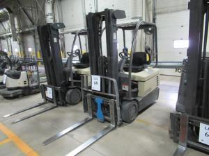 CROWN FC 4000 SERIES SIT DOWN FORKLIFT 36/ VOLT MODEL SC4020-30 TT190 WITH 10,100 HOURS UNIT# 20