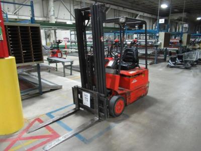 BAKER LINDE SIT DOWN FORKLIFT 24 VOLTS MODEL E15